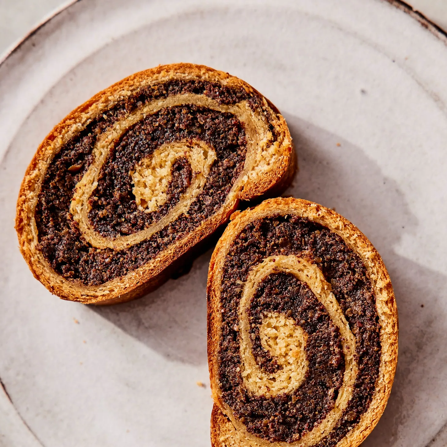 Recipe: Poppy Seed Jam Strudel