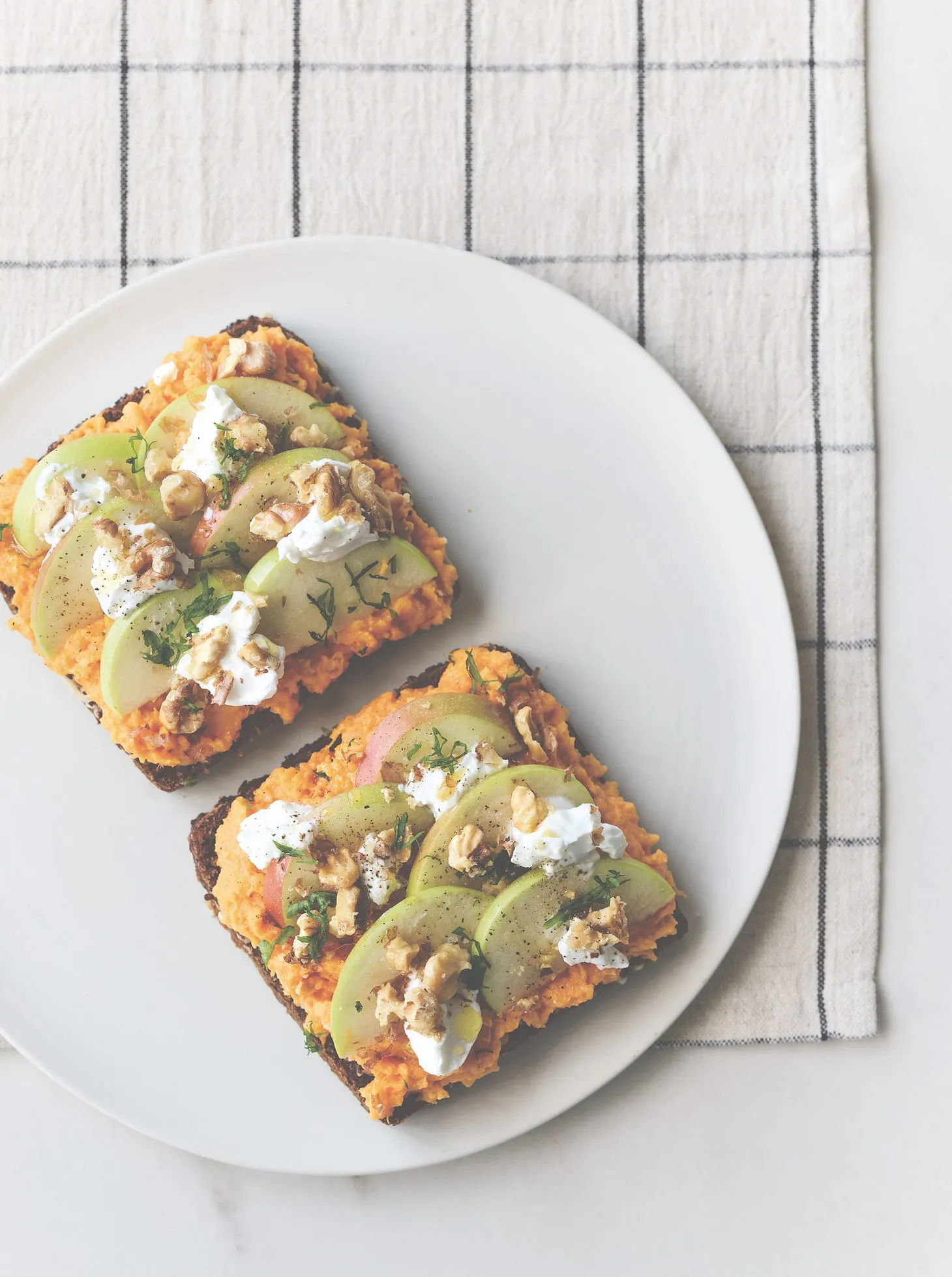 Recipe: Sweet Potato, Goat Cheese, and Apple Smørrebrød